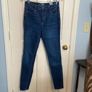 Hollister Ultra high rise Super skinny jeans size 9L 29x30